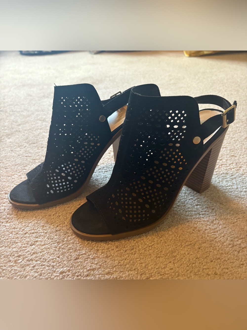 Dolce Vita Sandals Size 7- EUC